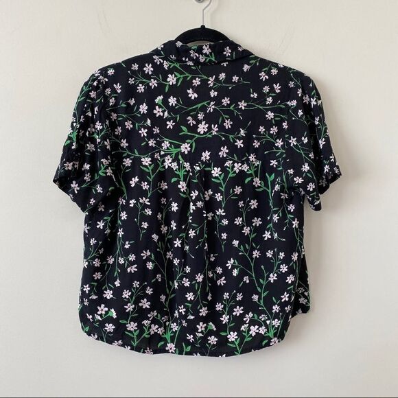 Twik-floral Short Top Button Down Short Sleeve Blouse (Medium) - Picture 2 of 8